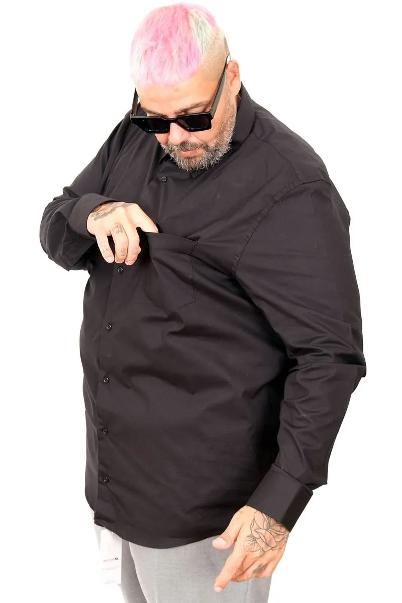 Голема еднобојна црна кошула 3XL 4XL 5XL 6XL 7XL предна страна затегнато